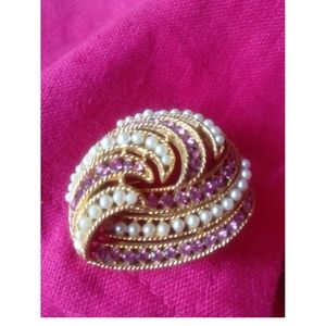 🇨🇦 Vintage 50s BSK brooch